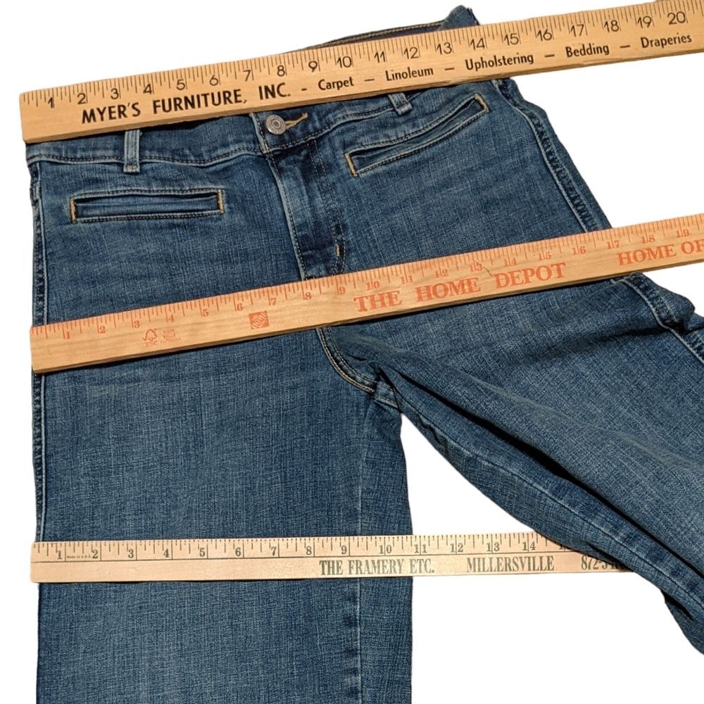 Levi's classic wide leg cropped zip fly jeans 4 - Picture 3 of 12